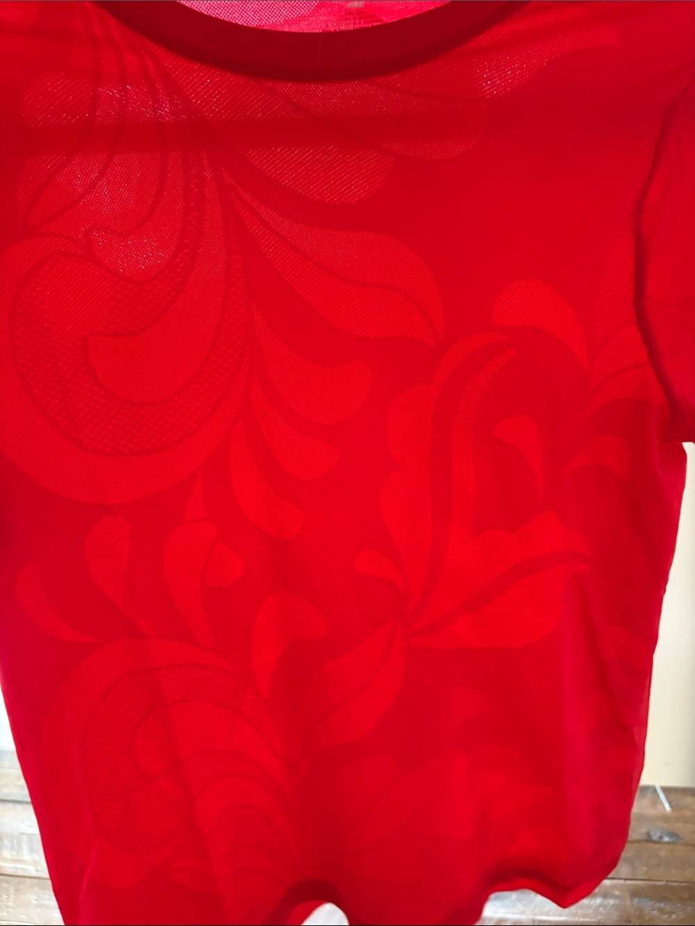New Balance Women's Short Sleeve Crew Tee in Bright Red new without tags